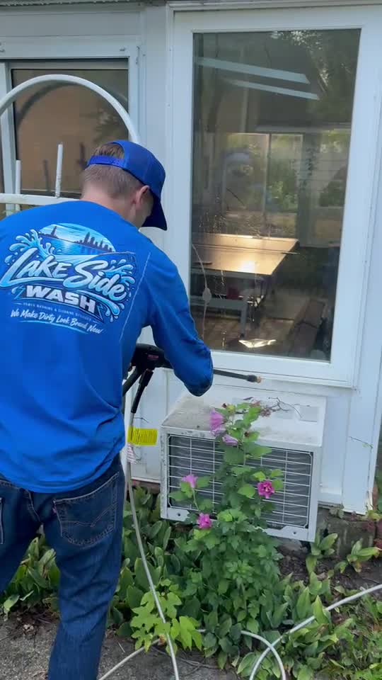 Lake Side Wash cleaning exterior windows and frames